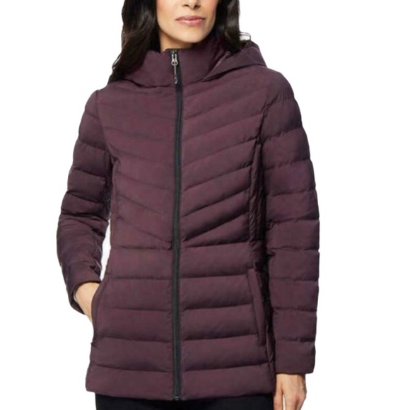 32 Degrees Hooded Stretch Puffer Jacket Zip Pockets Packable Berry Medium New - Picture 1 of 12